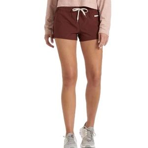 Vuori Clementine Shorts Currant Size M
